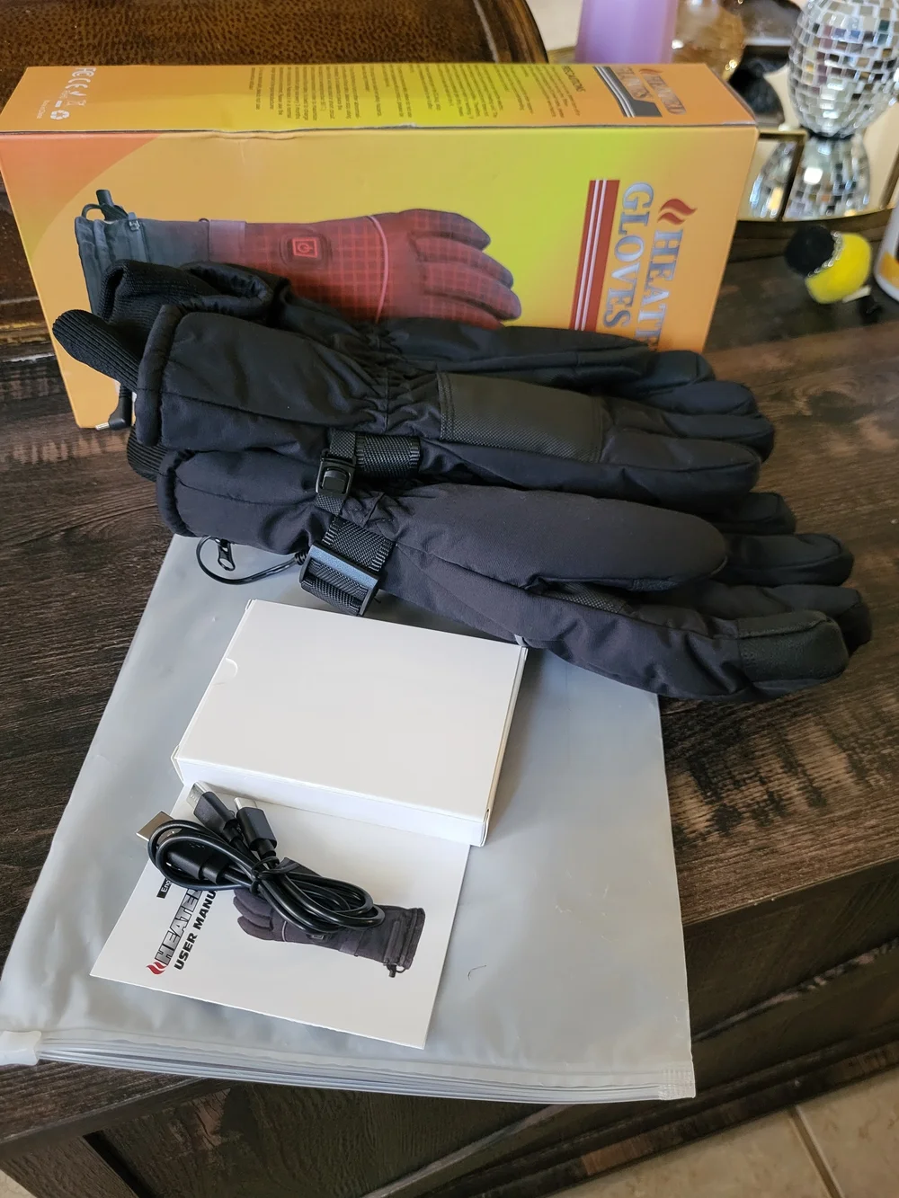 Heated Winter Gloves with Temperature Control - Black, Size L